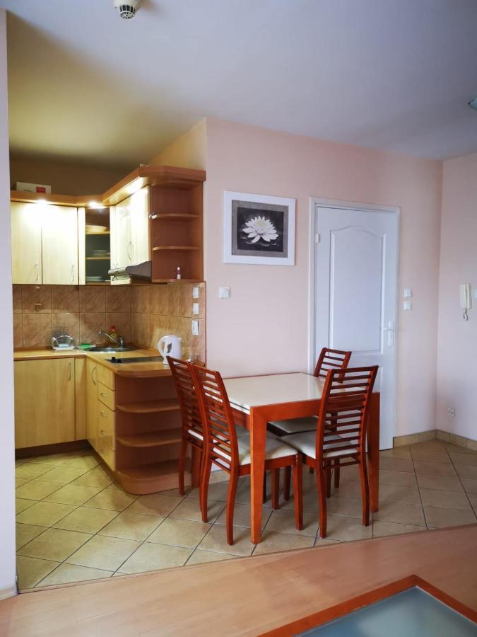 Apartament Reymonta Przy Morzu 코워브제크 외부 사진